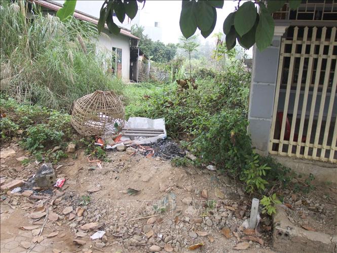 Trong ảnh: Chiếc lồng gà của nạn nhân thu được tại phường Thanh Trường, TP Điện Biên Phủ. Ảnh: TTXVN phát