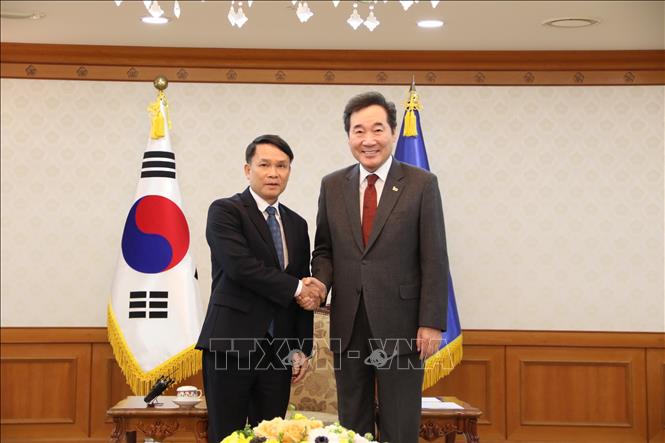 Trong ảnh: Thủ tướng Hàn Quốc Lee Nak-yon tiếp Tổng Giám đốc TTXVN Nguyễn Đức Lợi cùng đoàn công tác tại Văn phòng Thủ tướng ở thủ đô Seoul, ngày 18/2/2019. Ảnh: Hữu Tuyên - Pv TTXVN tại Hàn Quốc