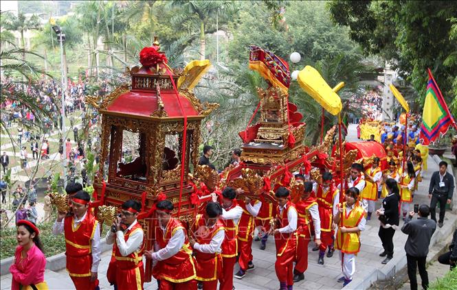 Lễ Đền Thượng: Hành trình tâm linh và bản sắc văn hóa Việt
