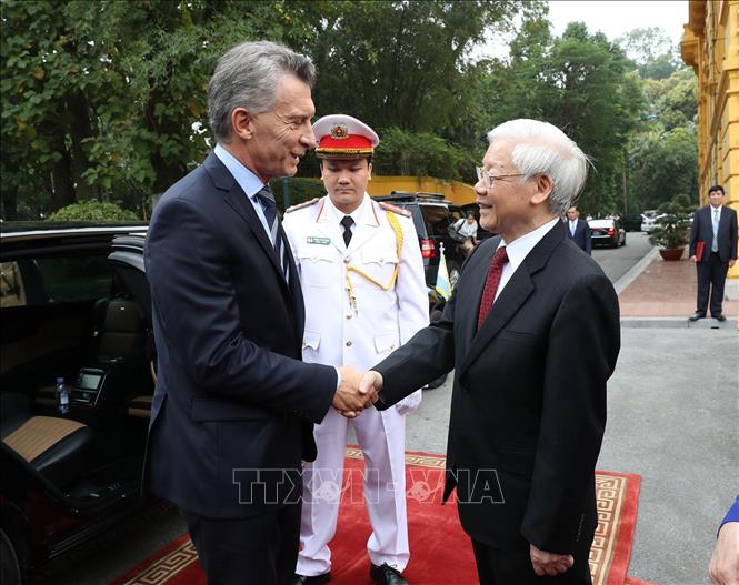 Trong ảnh: Tổng Bí thư, Chủ tịch nước Nguyễn Phú Trọng đón Tổng thống Argentina Mauricio Macri. Ảnh: Trí Dũng - TTXVN