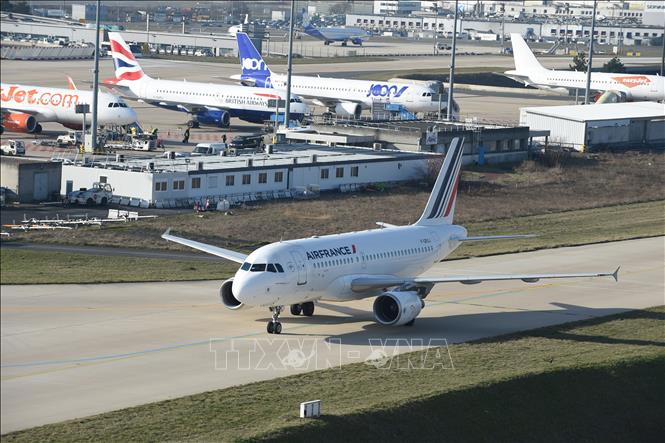 Trong ảnh: Máy bay Airbus A 319 của Hãng hàng không Pháp Air France tại sân bay Roissy ngày 18/1/2019. Ảnh: AFP/TTXVN
