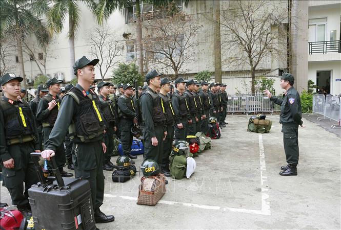 Photo: Police deploy to ensure security for DPRK-USA summit. VNA Photo: Doãn Tấn