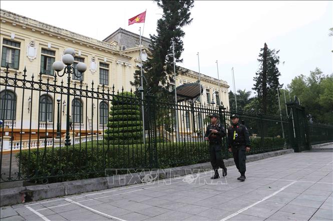 Photo: Police patrol to ensure security for DPRK-USA summit. VNA Photo: Doãn Tấn