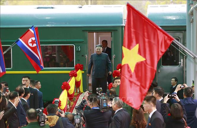 Photo: DPRK Chairman Kim Jong-un arrives at the Dong Dang Railway Station. VNA Photo