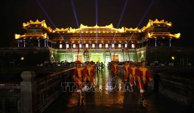 Photo: Hue Imperial City is glowing in the night. VNA Photo: Hồ Cầu 