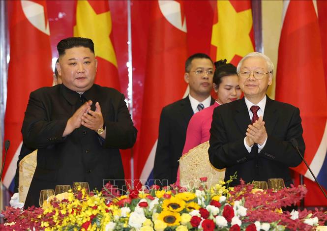 Trong ảnh: Tổng Bí thư, Chủ tịch nước Nguyễn Phú Trọng và Chủ tịch Triều Tiên Kim Jong-un. Ảnh: Trí Dũng - TTXVN