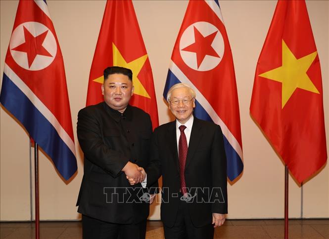  Trong ảnh: Tổng Bí thư, Chủ tịch nước Nguyễn Phú Trọng đón Chủ tịch Triều Tiên Kim Jong-un. Ảnh: Trí Dũng – TTXVN