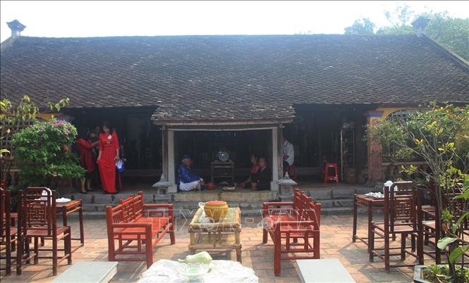 Trong ảnh: Ngôi nhà cổ của gia đình ông Lương Trọng Duệ còn giữ được nhiều nét cổ kính. Ảnh: Trịnh Duy Hưng - TTXVN
