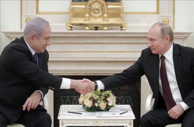 Trong ảnh: Tổng thống Nga Vladimir Putin (phải) và Thủ tướng Israel Benjamin Netanyahu trong cuộc gặp tại Moskva ngày 27/2/2019. Ảnh: AFP/ TTXVN