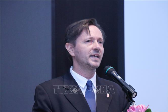 Trong ảnh: Ông Baloghdi Tibor, Tổng Lãnh sự Cộng hòa Hungary tại Thành phố Hồ Chí Minh phát biểu tại buổi lễ. Ảnh: Xuân Khu-TTXVN