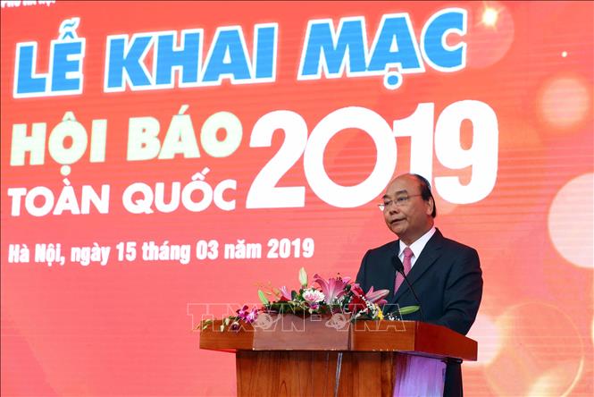 Trong ảnh: Thủ tướng Nguyễn Xuân Phúc phát biểu tại Lễ khai mạc Hội báo toàn quốc năm 2019. Ảnh: Thống Nhất - TTXVN