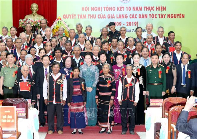 Trong ảnh: Chủ tịch Quốc hội Nguyễn Thị Kim Ngân với các đại biểu dự Hội nghị. Ảnh: Trọng Đức – TTXVN