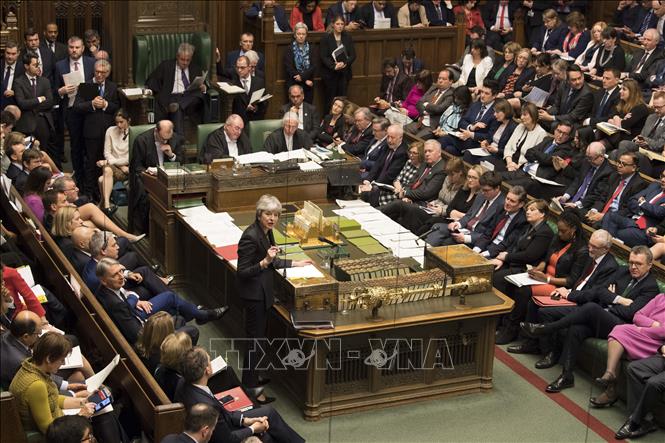 Trong ảnh: Thủ tướng Anh Theresa May (giữa) tại phiên họp của Hạ viện ở London ngày 20/3/2019. Ảnh: THX/TTXVN
