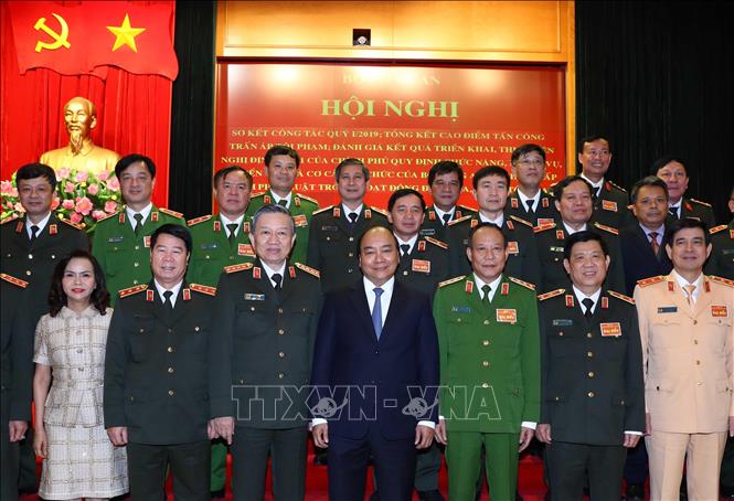 Trong ảnh: Thủ tướng Nguyễn Xuân Phúc với các đại biểu tham dự hội nghị. Ảnh: Thống Nhất – TTXVN

