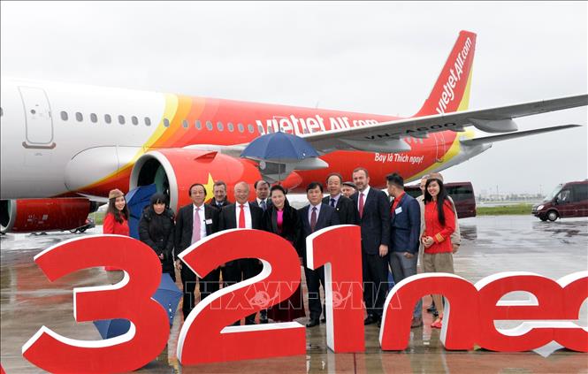 Chủ tịch Quốc hội Nguyễn Thị Kim Ngân chứng kiến Hãng Hàng không Vietjet đón nhận tàu bay A321neo. Ảnh: Trọng Đức - TTXVN