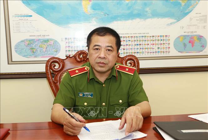 Trong ảnh: Thiếu tướng Phạm Văn Các, Cục trưởng Cục cảnh sát điều tra tội phạm về ma túy (C04) trao đổi với phóng viên TTXVN về chuyên án 218LP. Ảnh: Doãn Tấn - TTXVN