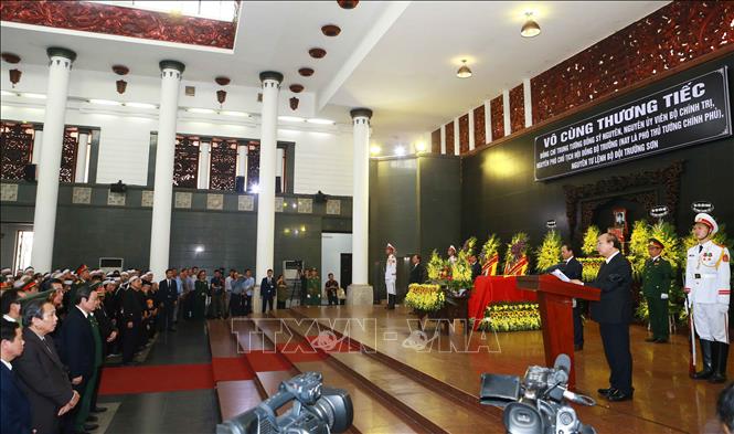 Trong ảnh: Quang cảnh Lễ truy điệu và đưa tang đồng chí Trung tướng Đồng Sỹ Nguyên. Ảnh: Doãn Tấn - TTXVN