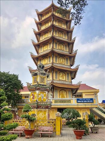 Trong ảnh: Tháp 7 tầng ở khu di tích lịch sử Tổ đình Chùa Hội Khánh, phường Phú Cường, thành phố Thủ Dầu Một, Bình Dương. Ảnh: Nguyễn Văn Việt - TTXVN