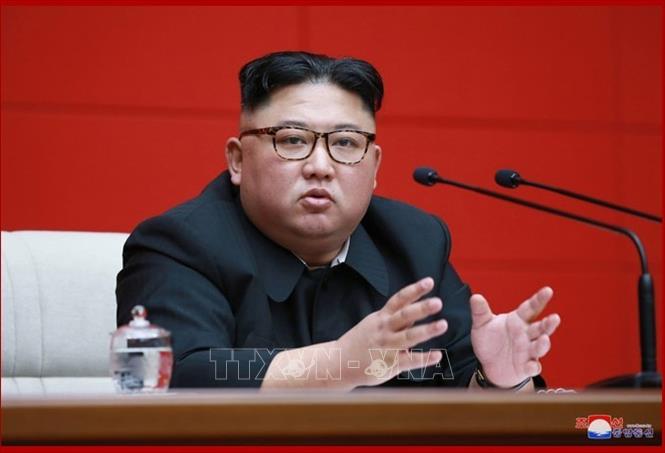 Trong ảnh (tư liệu): Nhà lãnh đạo Triều Tiên Kim Jong-un trong cuộc họp tại Bình Nhưỡng ngày 10/4/2019. Ảnh: Yonhap/ TTXVN