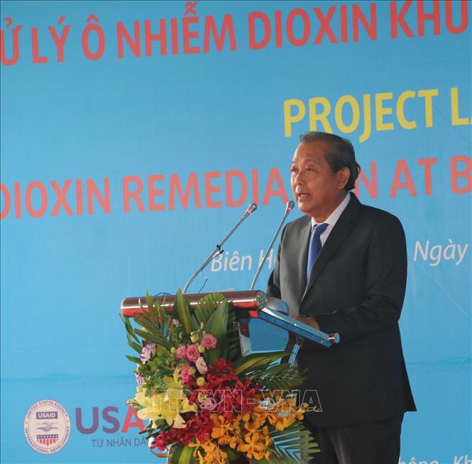 Trong ảnh: Phó Thủ tướng Thường trực Trương Hòa Bình phát biểu tại Lễ khởi động Dự án xử lý ô nhiễm dioxin sân bay Biên Hòa. Ảnh: Sỹ Tuyên – TTXVN