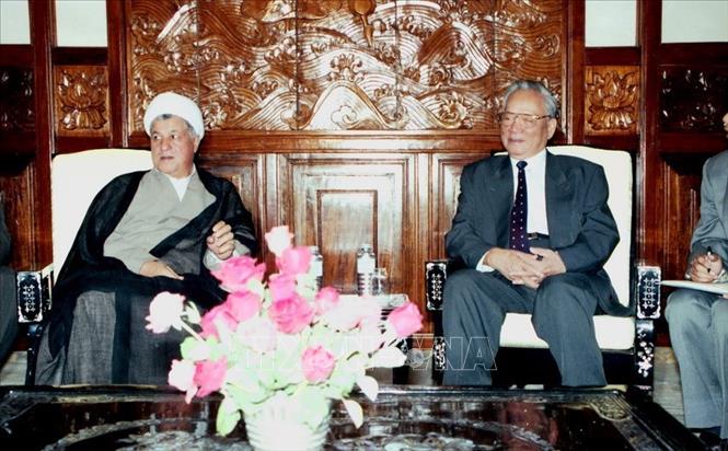 Trong ảnh: Chủ tịch nước Lê Đức Anh tiếp Tổng thống Cộng hòa Hồi giáo Iran Akbar Hashemi Rafsanjani, chiều 5/10/1995, tại Phủ Chủ tịch. Ảnh: Minh Điền – TTXVN