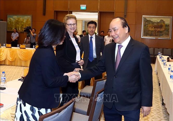 Trong ảnh: Thủ tướng Nguyễn Xuân Phúc, Trưởng Ban Chỉ đạo quốc gia về hội nhập quốc tế và các đại biểu. Ảnh: Thống Nhất – TTXVN
