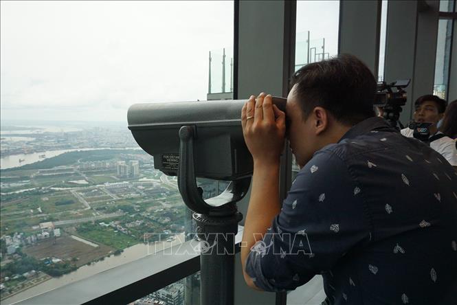 Trong ảnh: Một góc TP.Hồ Chí Minh nhìn  Đài quan sát Landmark 81 SkyView. Ảnh: Anh Tuấn - TTXVN