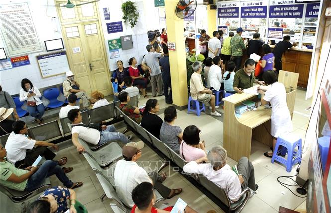 Trong ảnh: Bệnh viện Đa khoa Xanh Pôn (Hà Nội) tiếp tục sắp xếp, bố trí khoa phòng hợp lý, giảm thời gian chờ khám, tăng cường đầu tư cơ sở vật chất nâng cao chất lượng khám chữa bệnh. Ảnh: Dương Ngọc – TTXVN