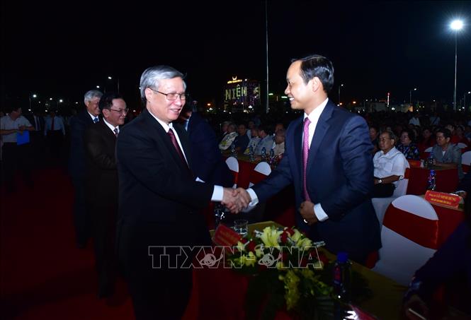 Trong ảnh: Đồng chí Trần Quốc Vượng, Ủy viên Bộ Chính trị, Thường trực Ban Bí thư gặp gỡ các đại biểu. Ảnh: Diệp Anh - TTXVN
