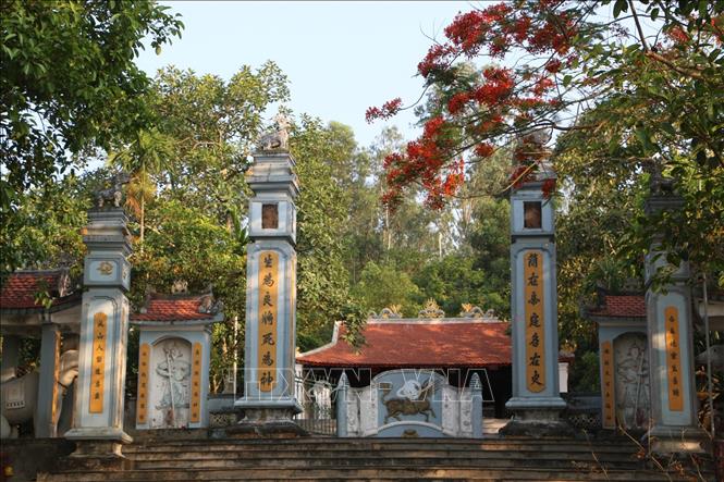 Trong ảnh: Di tích lịch sử văn hóa cấp quốc gia Đền đô đài Ngự sử Bùi Cầm Hổ. Ảnh: Duy Khương - TTXVN
