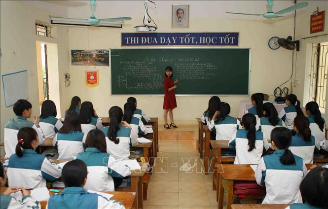 Trong ảnh: Các trường THPT trên địa bàn tỉnh Ninh Bình đang tích cực chuẩn bị các điều kiện, tạo tâm thế cho các em học sinh sẵn sàng bước vào kỳ thi THPT Quốc gia năm 2019. Ảnh: Thanh Tùng-TTXVN