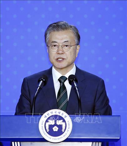 Trong ảnh: Tổng thống Hàn Quốc Moon Jae-in phát biểu tại lễ công bố “Tầm nhìn quốc gia về y sinh học” ở Osong, tỉnh Bắc Chungcheong, ngày 22/5/2019. Ảnh: Yonhap/TTXVN
