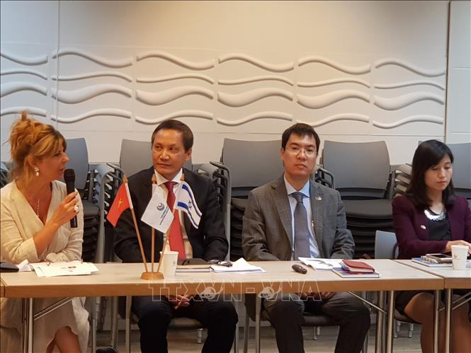 Trong ảnh: Lãnh đạo Viện xuất khẩu Israel, bà Sabine Segal phát biểu khai mạc hội nghị. Ảnh: Nguyễn Việt Thắng - TTXVN