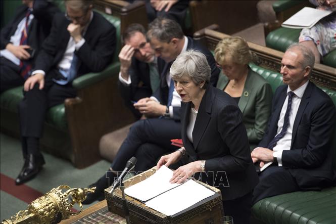 Trong ảnh: Thủ tướng Anh Theresa May phát biểu trong phiên trả lời chất vấn tại Hạ viện ở London ngày 22/5/2019. Ảnh: AFP/TTXVN