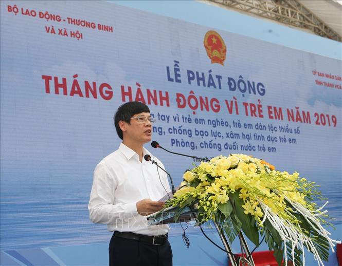 Trong ảnh: Chủ tịch UBND tỉnh Thanh Hóa Nguyễn Đình Xứng phát biểu hưởng ứng lễ phát động. Ảnh: Thanh-Tùng-TTXVN