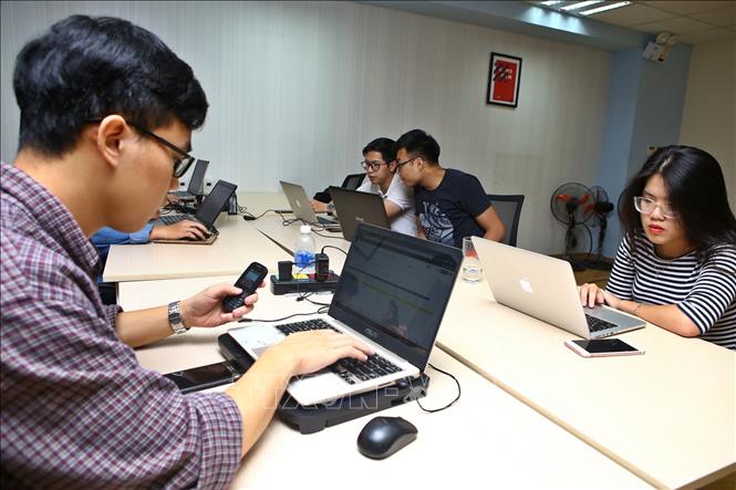 Trong ảnh: Phòng phụ trách các ứng viên Telesale tự do của Startup TELEPRO. Ảnh: Minh Quyết - TTXVN 