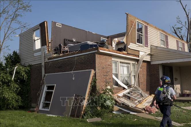 Trong ảnh: Một căn nhà bị phá hủy do lốc xoáy tại Trotwood, Ohio, ngày 28/5/2019. Ảnh: AFP/TTXVN