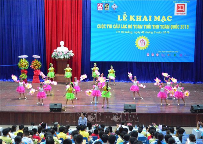 Trong ảnh: Lễ khai mạc cuộc thi 