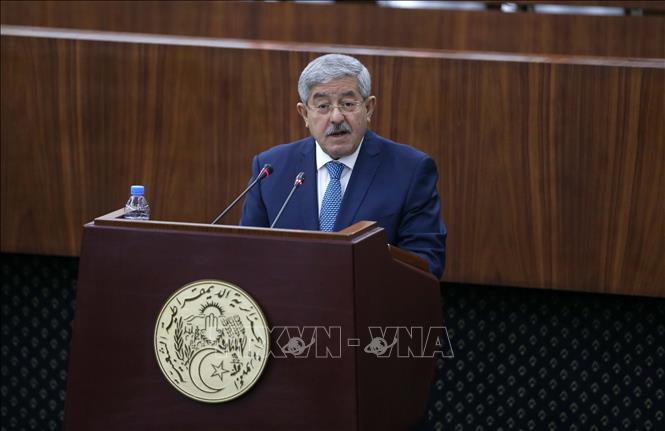 Trong ảnh (tư liệu): Ông Ahmed Ouyahia, lúc là Thủ tướng Algeria, tại phiên họp Quốc hội ở Algiers, ngày 25/2/2019. Ảnh: THX/TTXVN
