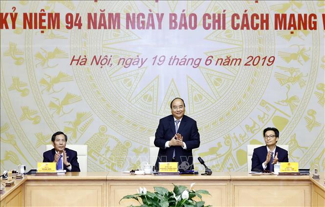 Trong ảnh: Thủ tướng Nguyễn Xuân Phúc phát biểu tại buổi làm việc. Ảnh: Thống Nhất -TTXVN  