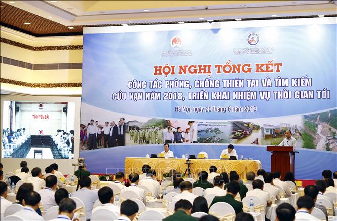 Trong ảnh: Thủ tướng Nguyễn Xuân Phúc phát biểu chỉ đạo hội nghị. Ảnh: Thống Nhất -TTXVN  