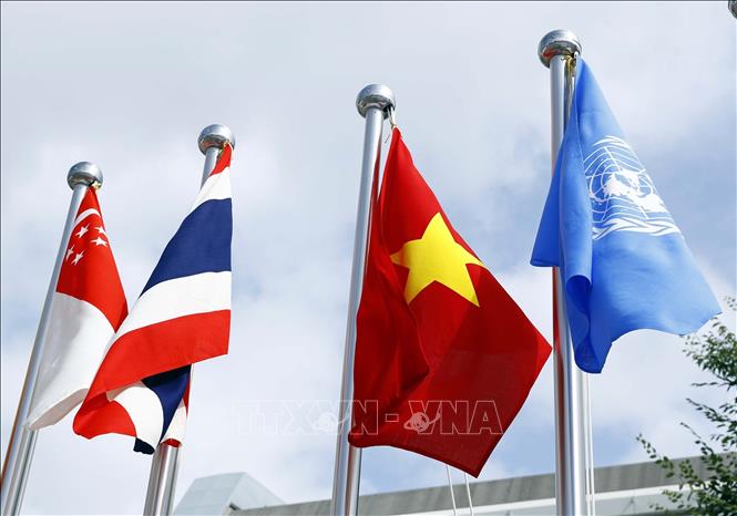 Trong ảnh: Quốc kỳ Việt Nam tại hội nghị G20. Ảnh: Thống Nhất –TTXVN