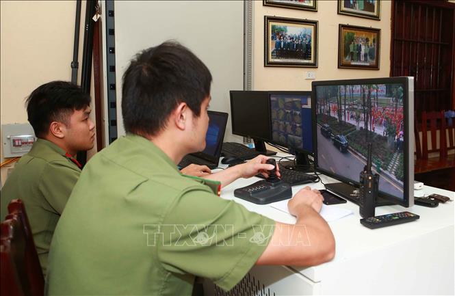 Trong ảnh: Lực lượng An ninh (Công an tỉnh Phú Thọ) ứng trực, bảo đảm an ninh trật tự, an toàn giao thông tại Lễ Giỗ Tổ Hùng Vương - Lễ hội Đền Hùng năm 2019. Ảnh: Doãn Tấn – TTXVN