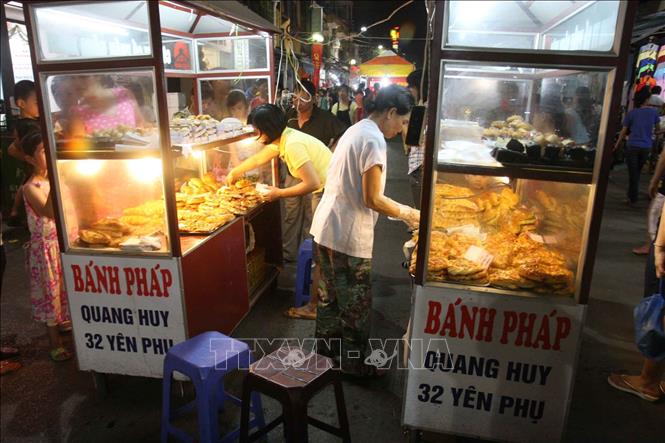 Trong ảnh: Các địa chỉ ẩm thực Hà Nội luôn là ưu tiên hàng đầu của du khách mỗi khi đến với Hà Nội. Ảnh: Diệu Anh - TTXVN