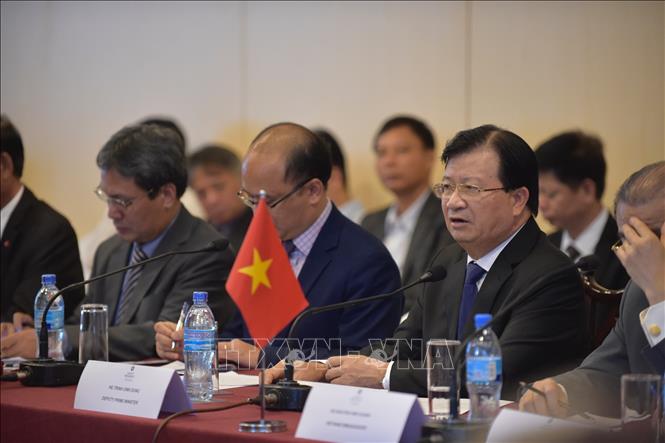 Trong ảnh: Phó Thủ tướng Trịnh Đình Dũng phát biểu chỉ đạo Diễn đàn Doanh nghiệp Việt Nam – Tanzania. Ảnh: Đình Lượng - TTXVN