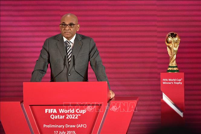 Trong ảnh: Tổng thư ký Liên đoàn bóng đá châu Á  (AFC)  Windsor John phát biểu tại lễ bốc thăm vòng loại World Cup 2022 khu vực châu Á ở Kuala Lumpur, Malaysia, ngày 17/7. Ảnh: THX/TTXVN
