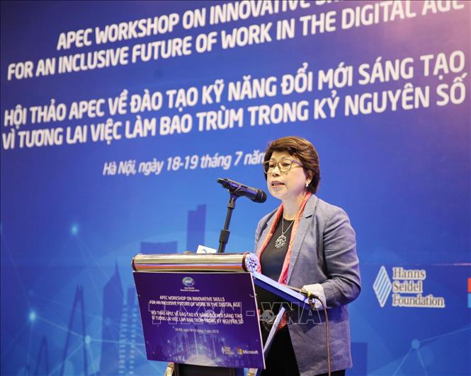 Trong ảnh: Bà Rebecca Sta Maria, Giám đốc điều hành Ban Thư ký APEC phát biểu. Ảnh: Lâm Khánh – TTXVN