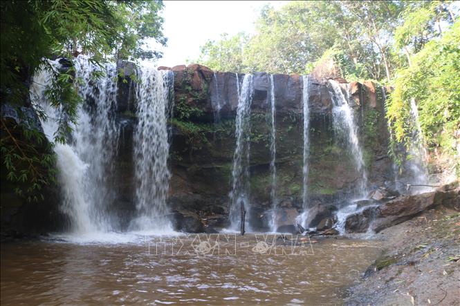 Trong ảnh: Thác Ông Đổng. Ảnh: K GỬIH -TTXVN