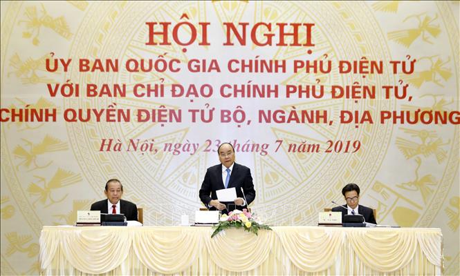 Trong ảnh: Thủ tướng Nguyễn Xuân Phúc, Chủ tịch Uỷ ban Quốc gia Chính phủ điện tử phát biểu. Ảnh: Thống Nhất – TTXVN
