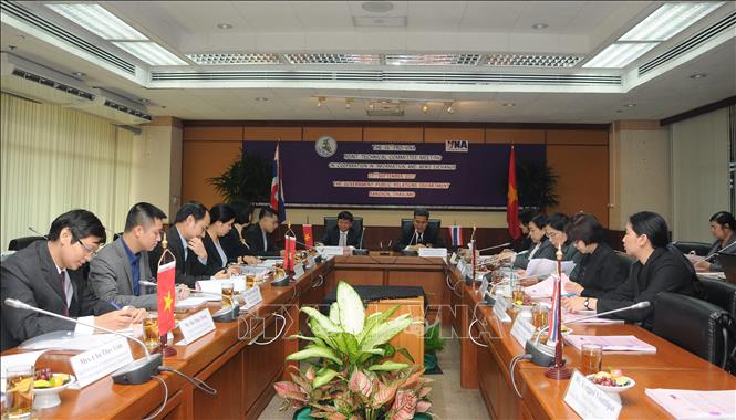 Trong ảnh: Cuộc họp Ủy ban kỹ thuật hỗn hợp lần thứ 14 giữa Thông tấn xã Việt Nam và Cục Quan hệ công chúng Thái Lan, ngày 27/9/2017, tại Bangkok (Thái Lan). Ảnh: TTXVN 